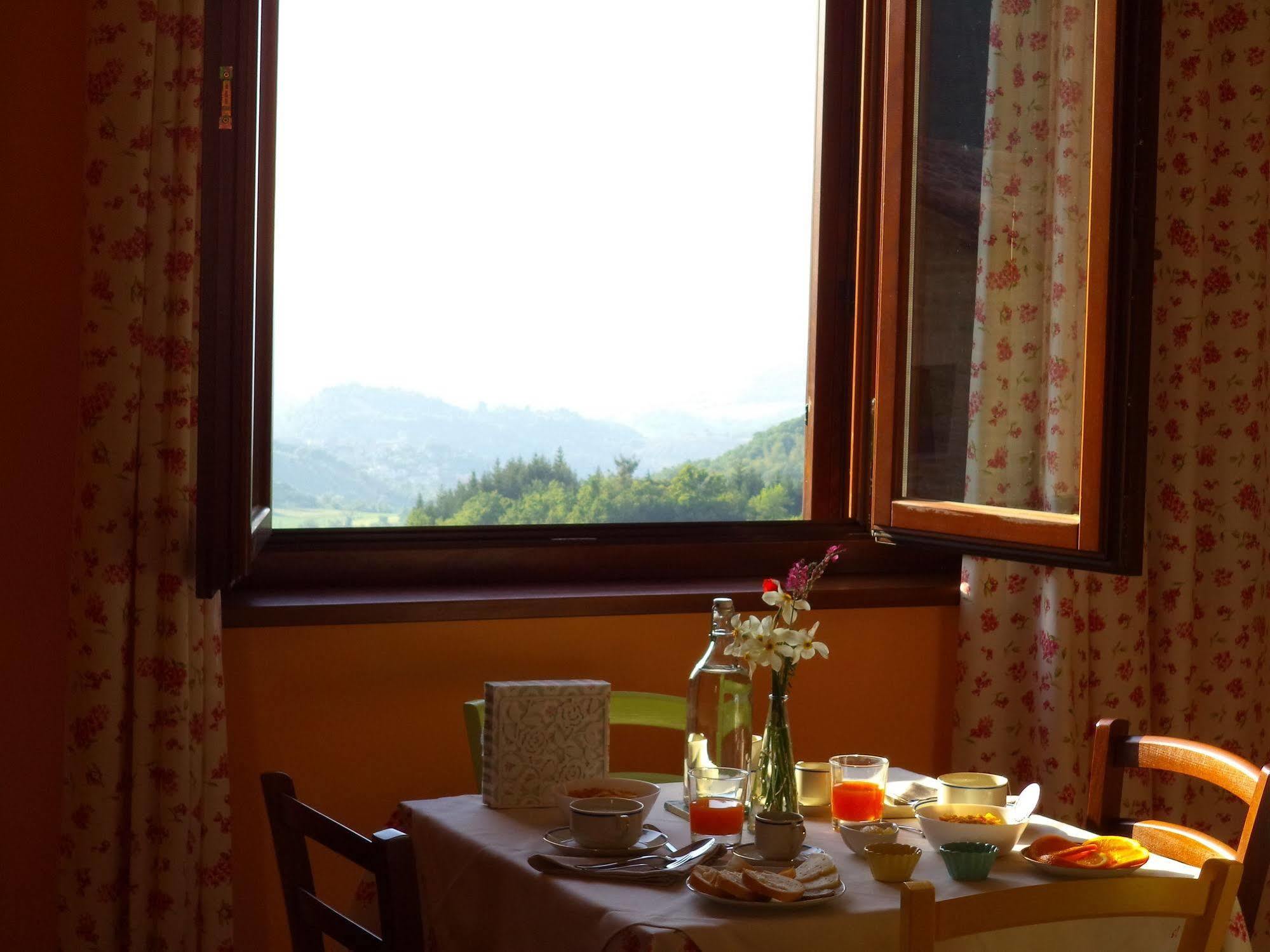 Alba Dei Due Soli B&B Nocera Umbra Eksteriør bilde